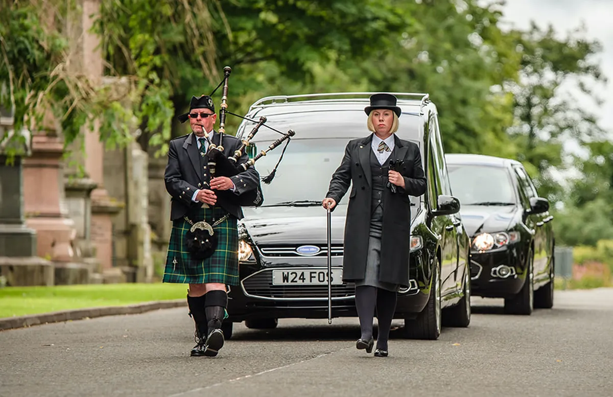 funeral director — GB news