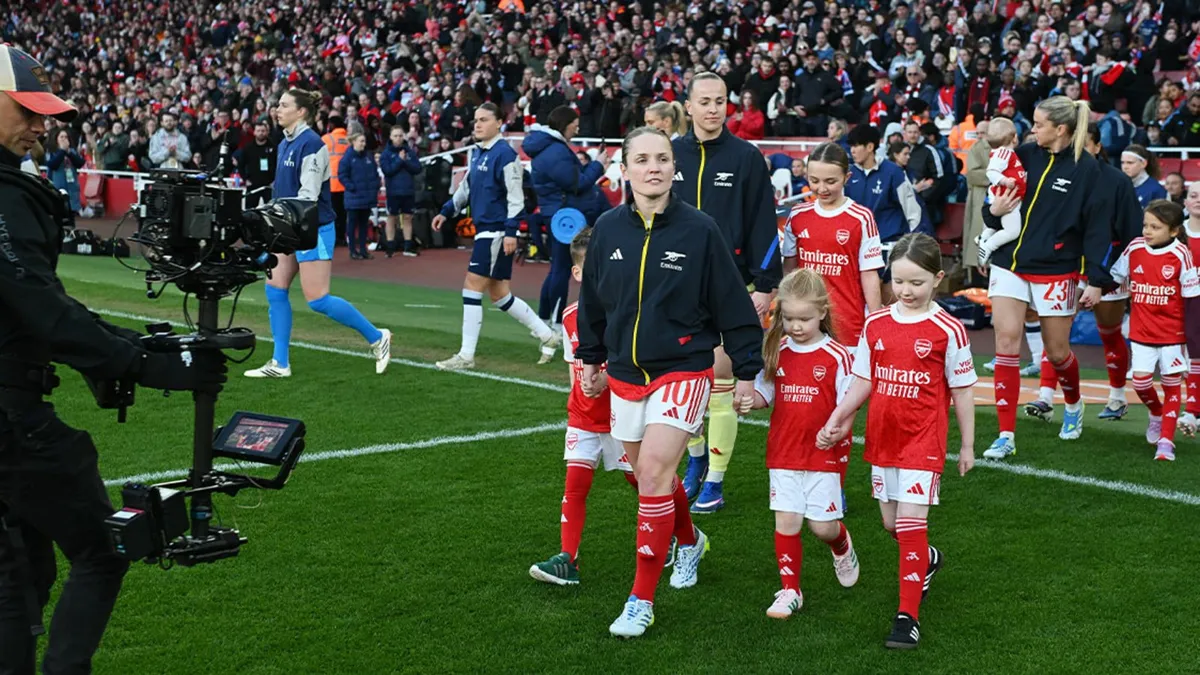 kim little — GB news