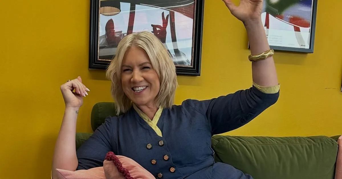 lucinda light — GB news