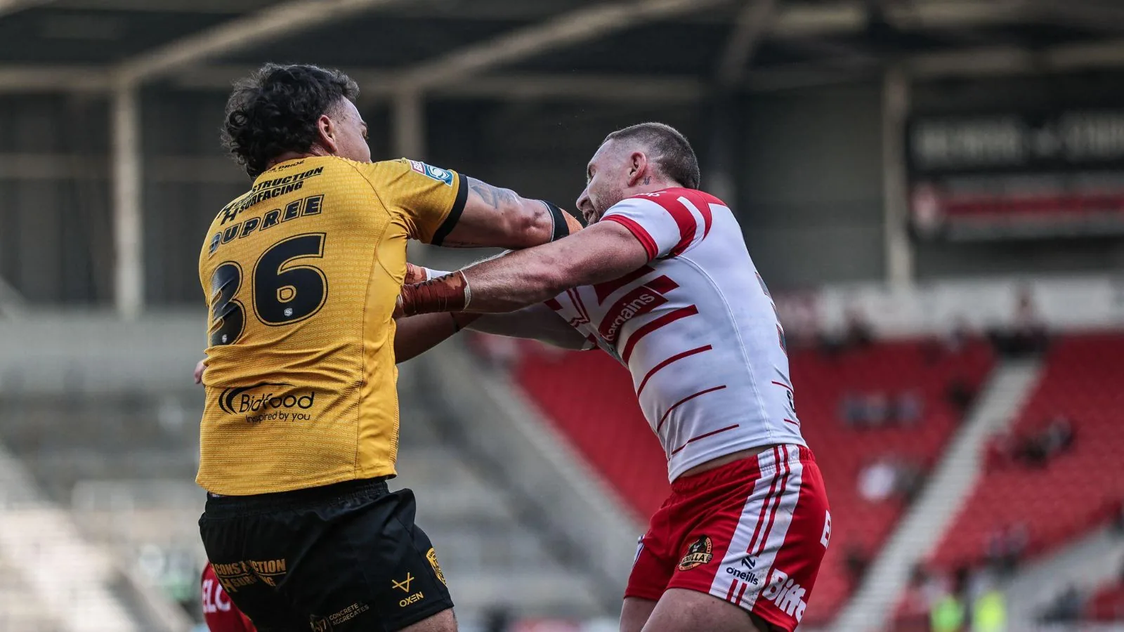 Super League: St Helens keep play-off hopes alive with victory against Castleford as Toulouse and Hull both win