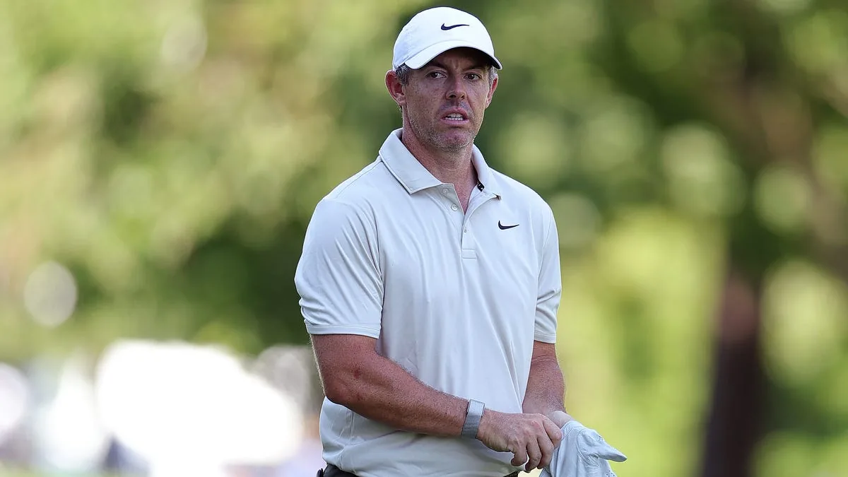 BMW Championship: Rory McIlroy grabs share of opening-round lead as Scottie Scheffler makes nightmare start in St Louis