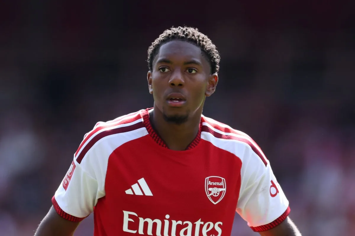 Arsenal’s Myles Lewis-Skelly offered to Manchester United as left-back solution